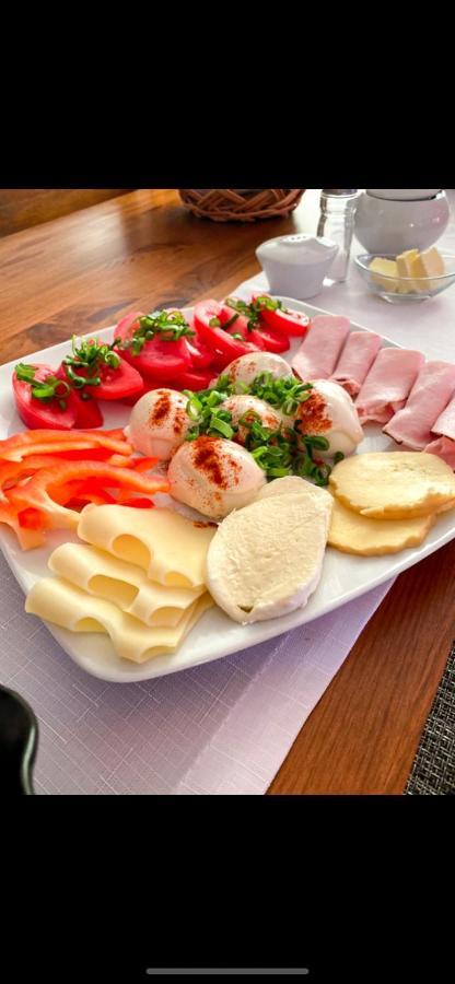 Pensjonat Koliber Sobków Екстериор снимка